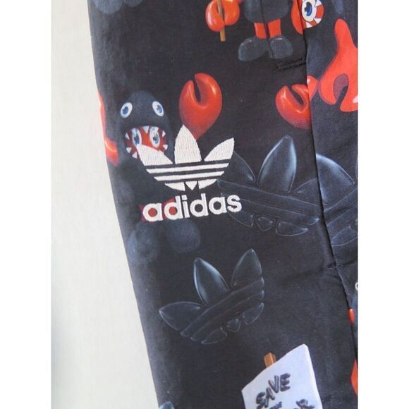 adidas HA4697 Men's Sz M Philip Colbert x Superstar "Save The Lobster" Shorts - Picture 6 of 7